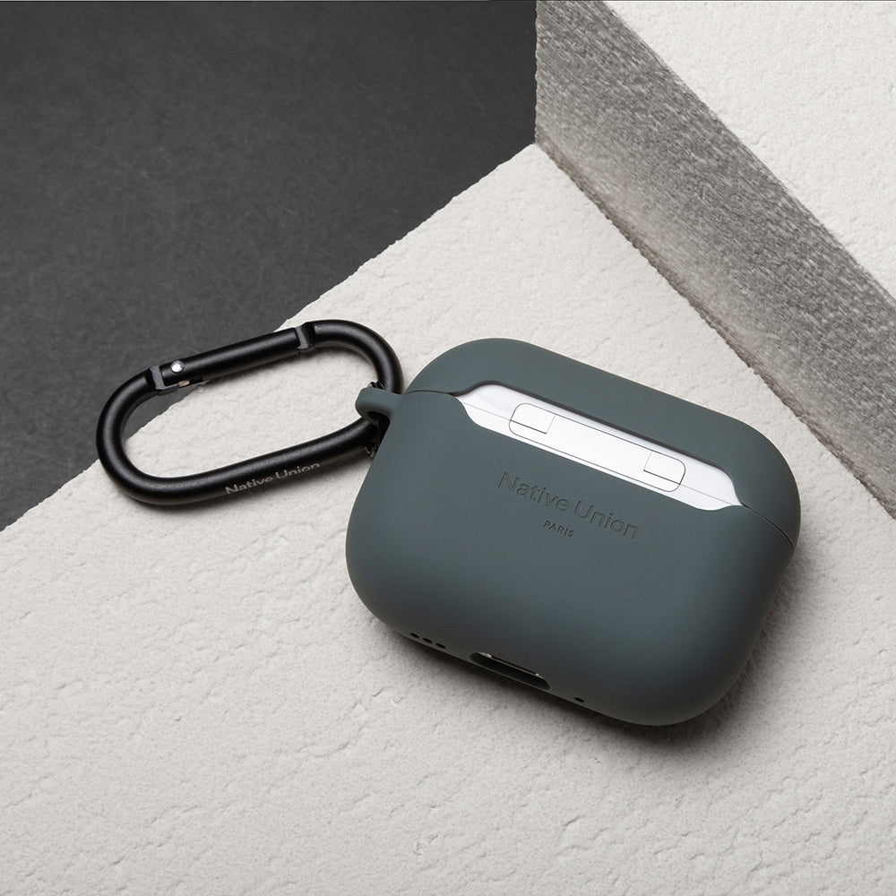 Apple AirPods Pro 3 Kılıf M-Safe Şarj Özellikli Native Union Active Serisi Kapak Koyu Yeşil