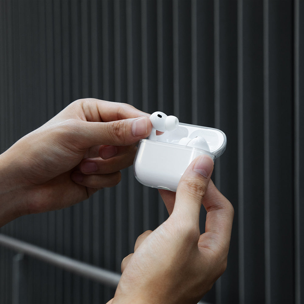 Apple AirPods Pro 3 Kılıf Qi M-Safe Şarj Özellikli Native Union Clear Serisi Silikon Kapak Şeffaf