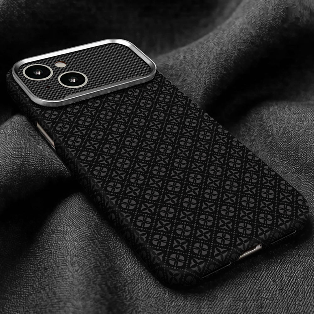 Apple iPhone 13 Kılıf M-Safe Şarj Özellikli Zore Paris Velix Sert PC Kapak Derin Mor