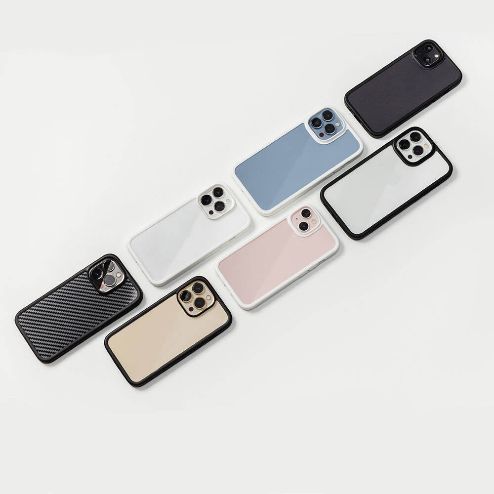 iPhone 13 Kılıf Ultra İnce Şok Önleyicili Lisanslı Switcheasy Aero Plus Kılıf Beyaz