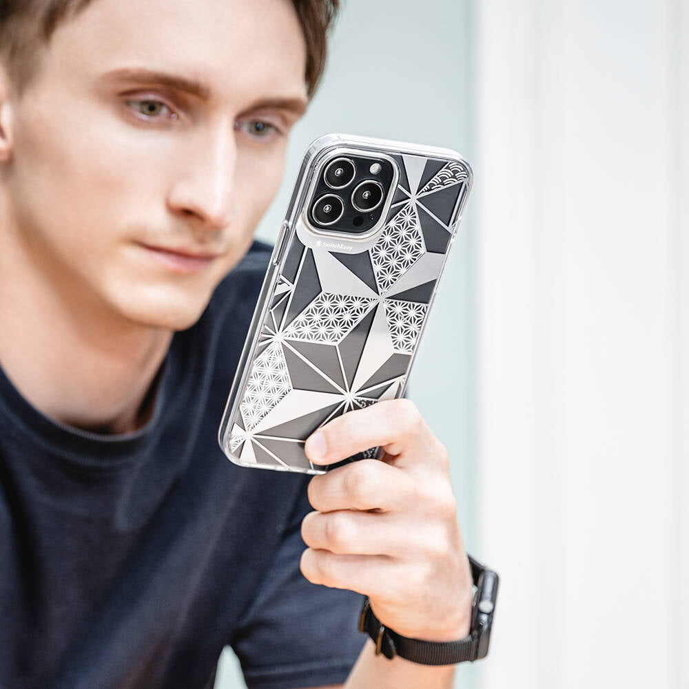 iPhone 13 Pro Kılıf Çift IMD Baskılı Lisanslı Switcheasy Artist Asanoha Kılıf Renksiz
