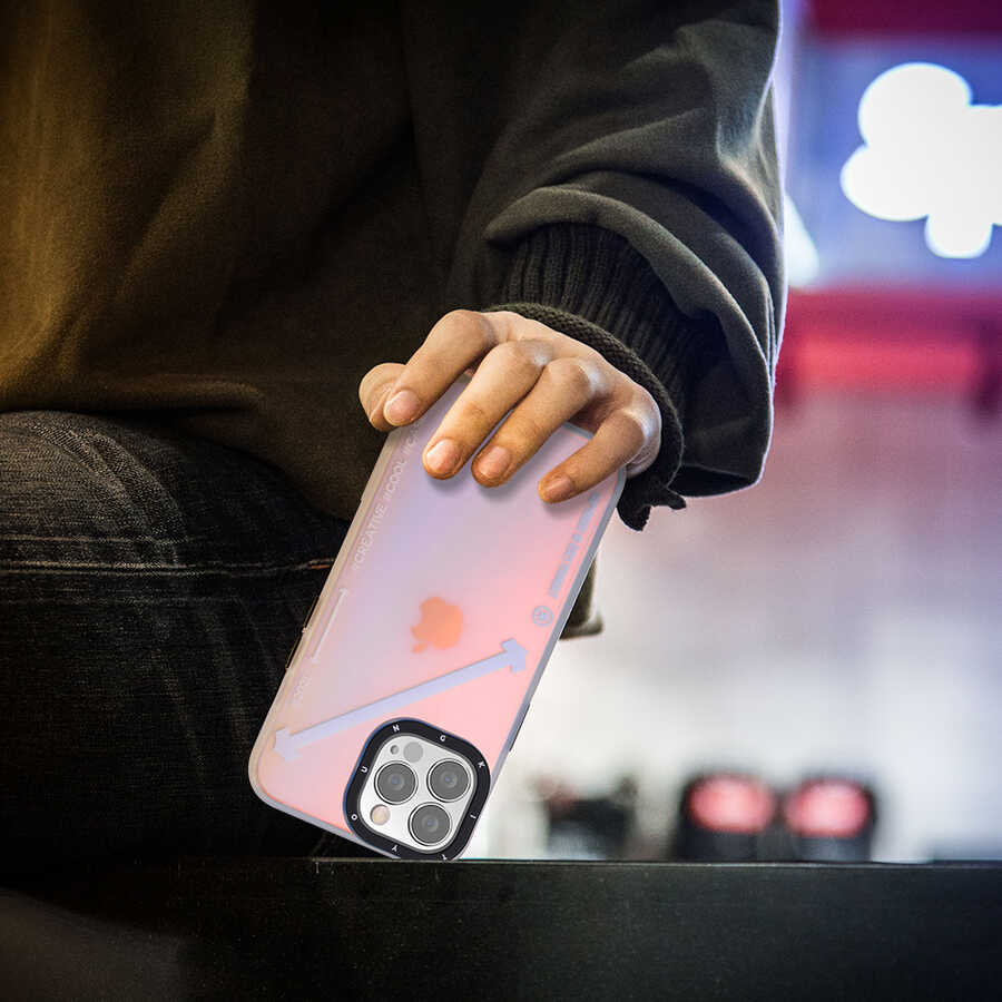 iPhone 13 Pro Kılıf YoungKit Fashion Culture Time Serisi Kılıf CL033 Young Kit