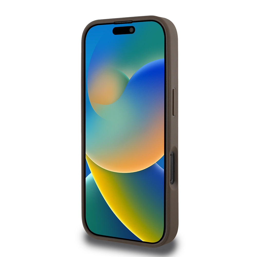 Apple iPhone 16 Pro Kılıf Guess Orjinal Lisanslı M-safe Şarj Özellikli Sıcak Baskılı Üçgen Logolu PU Deri Peony Kapak Kahverengi