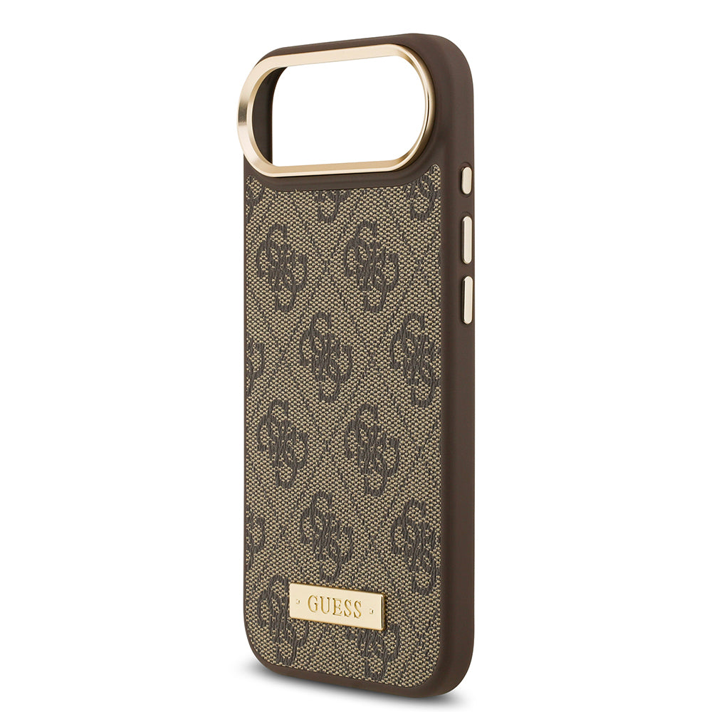 Apple iPhone 17 Air Kılıf Guess Orjinal Lisanslı M-safe Şarj Özellikli 4G Desenli PU Metal Plaka Klasik Logolu Kapak Kahverengi