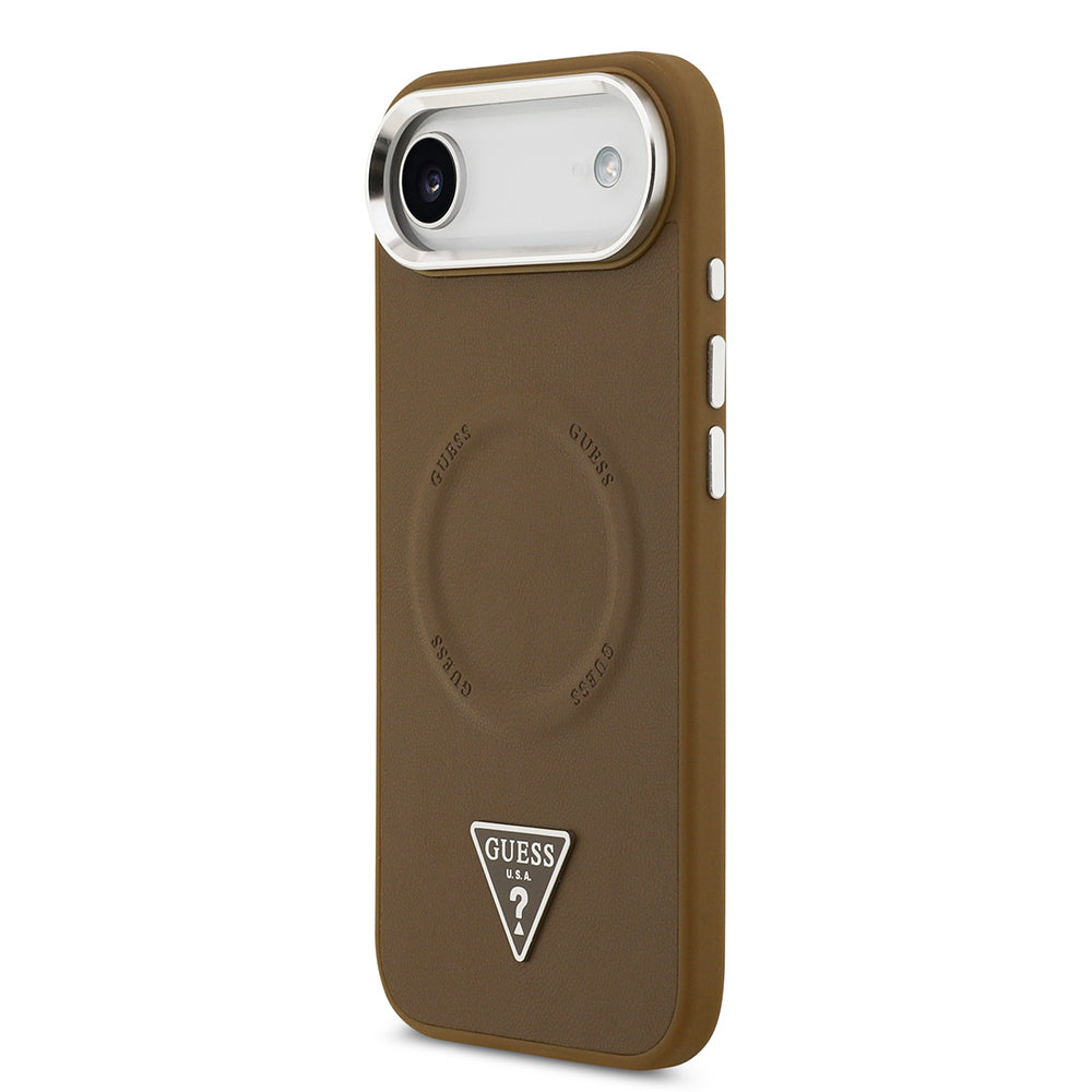 Apple iPhone 17 Air Kılıf Guess Orjinal Lisanslı M-safe Şarj Özellikli PU Deri Metal Kamera Çerçeveli Üçgen Logolu Kapak Kahverengi