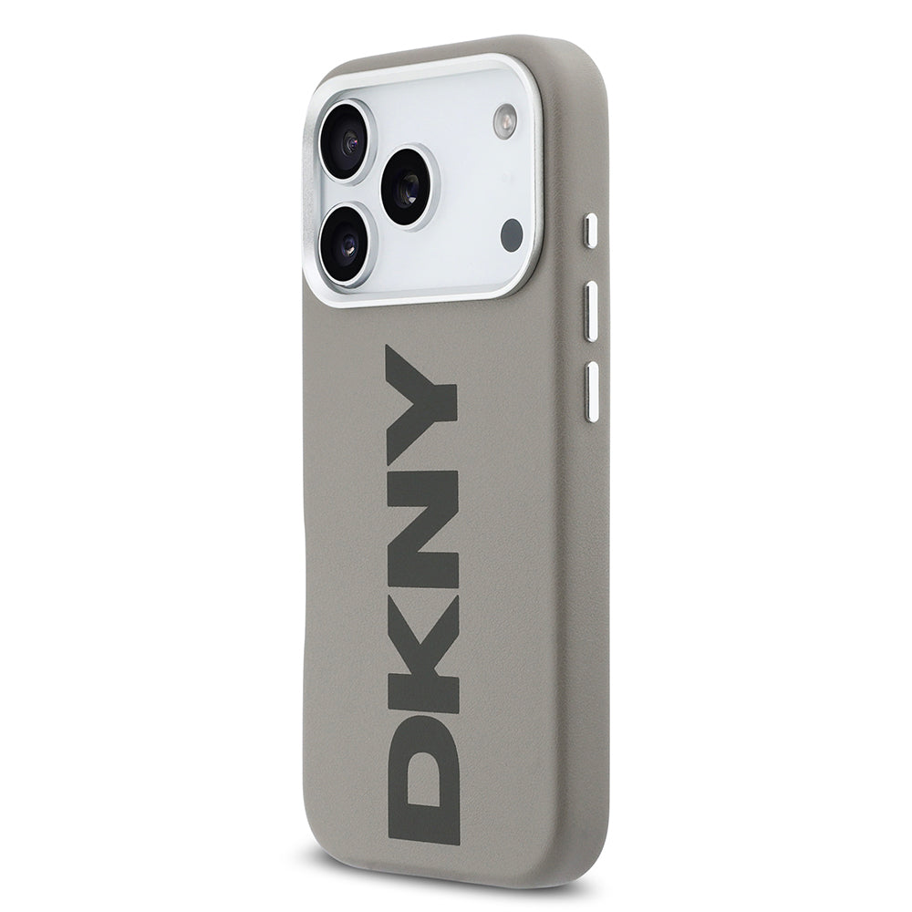 Apple iPhone 17 Pro Kılıf DKNY Orjinal Lisanslı M-safe Şarj Özellikli PU Büyük Dikey Logolu Kapak Bej