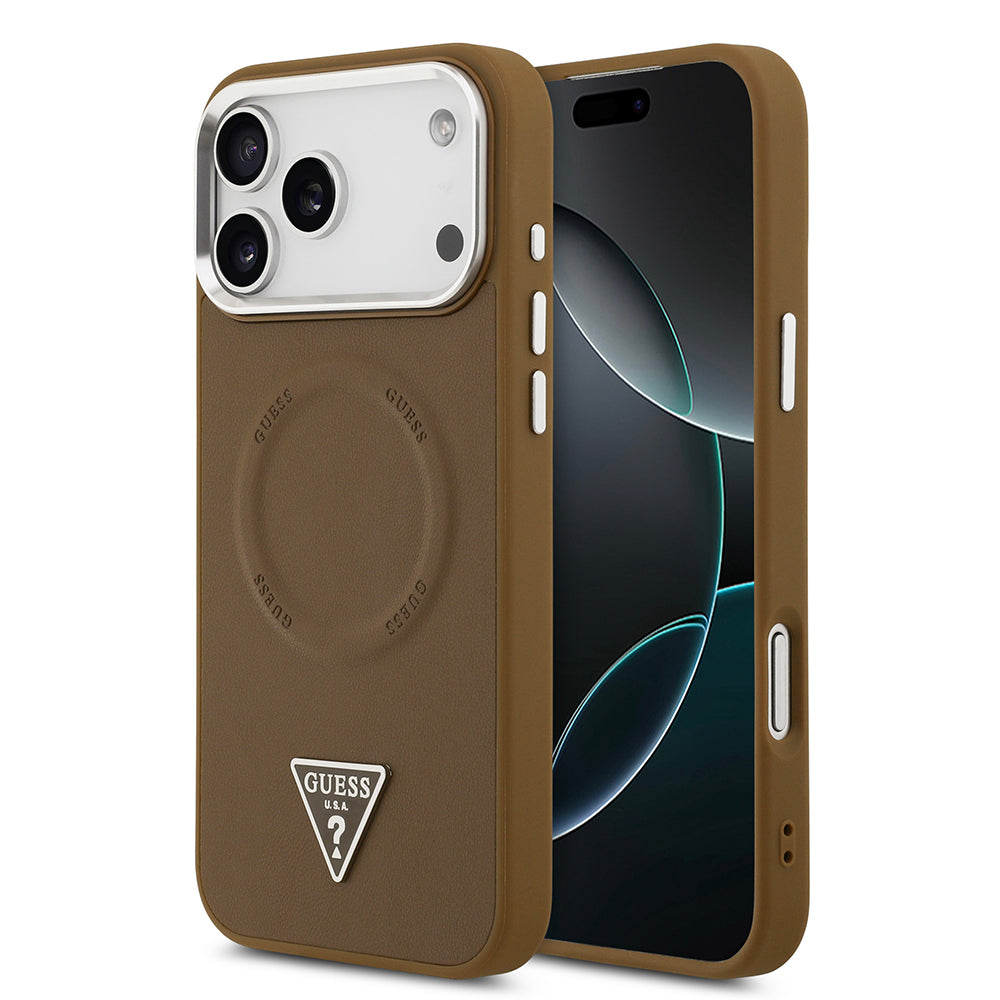 Apple iPhone 17 Pro Kılıf Guess Orjinal Lisanslı M-safe Şarj Özellikli PU Deri Metal Kamera Çerçeveli Üçgen Logolu Kapak Kahverengi