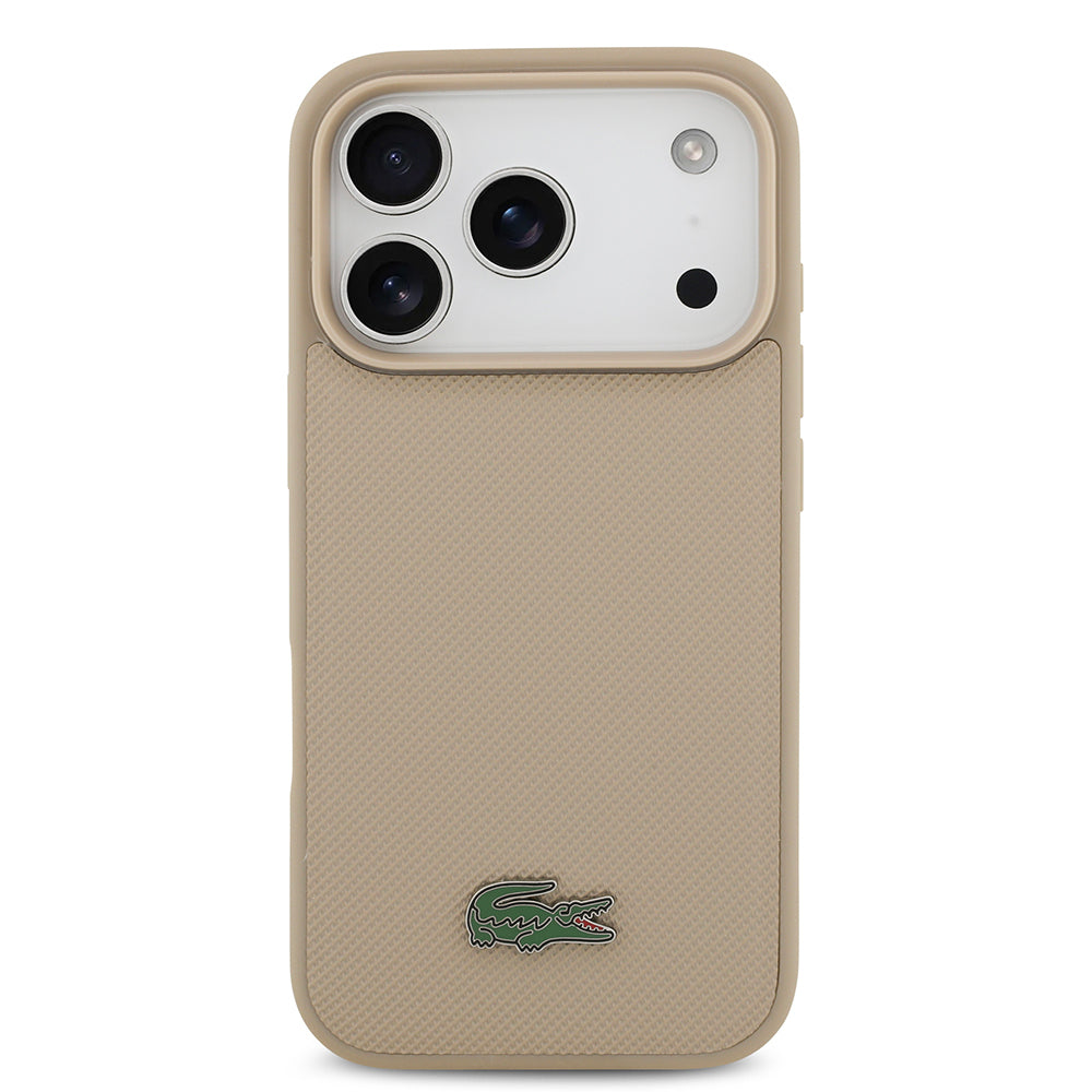 Apple iPhone 17 Pro Kılıf Lacoste Orjinal Lisanslı M-safe Şarj Özellikli PU Pike Desenli Metal Logolu Kartlıklı Kapak Bej