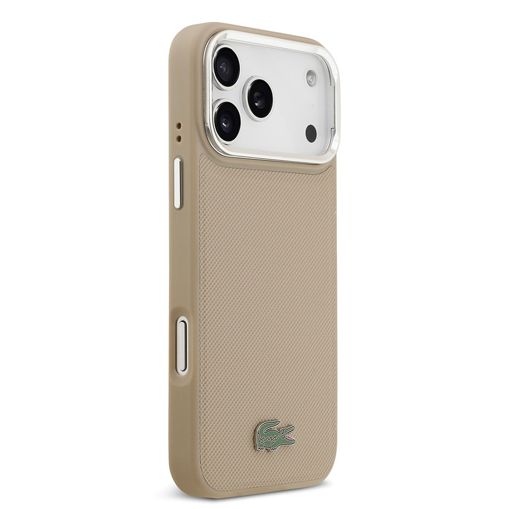 Apple iPhone 17 Pro Max Kılıf Lacoste Orjinal Lisanslı M-safe Şarj Özellikli PU Pike Desenli Standlı Metal Logolu Kapak Bej