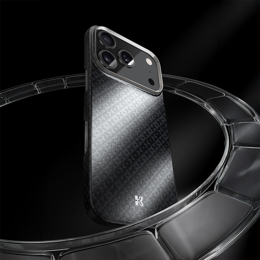 Apple iPhone 17 Pro Max Kılıf M-Safe Şarj Özellikli Benks ArmorAir ArmorGrid Serisi Kevlar Kapak Gold