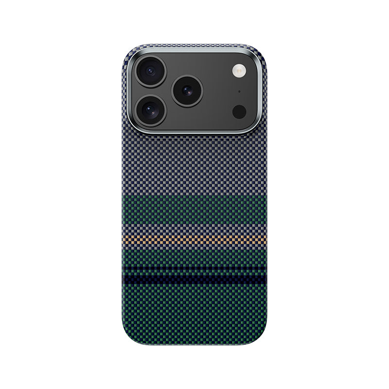 Apple iPhone 17 Pro Max Kılıf M-safe Şarj Özellikli Karbon Fiber Tasarımlı Benks Aurora ArmorPro Kevlar Kapak Yeşil