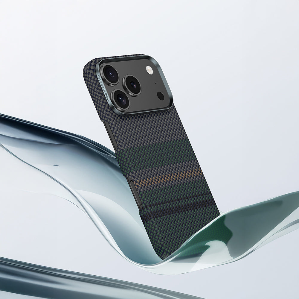 Apple iPhone 17 Pro Max Kılıf M-safe Şarj Özellikli Karbon Fiber Tasarımlı Benks Aurora ArmorPro Kevlar Kapak Yeşil