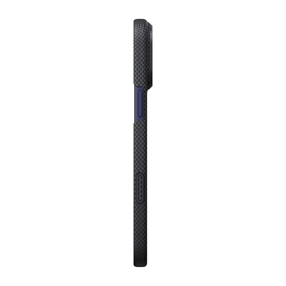 Apple iPhone 17 Pro Max Kılıf M-safe Şarj Özellikli Lumintex Teknolojili Fosforlu Aramid Fiber Pitaka Tactile Woven Aries Serisi Kapak Siyah