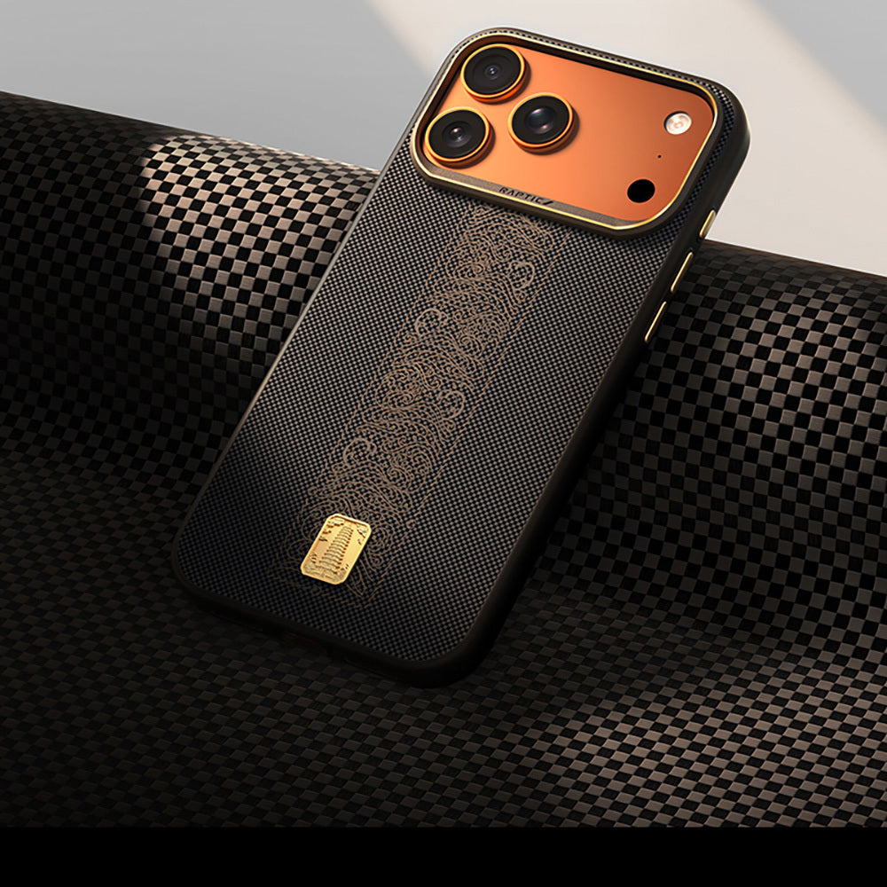 Apple iPhone 17 Pro Max Kılıf M-safe Şarj Özellikli Raptic Aramid Dual Rise Serisi 24 Ayar Altın Kaplamalı Kapak Siyah