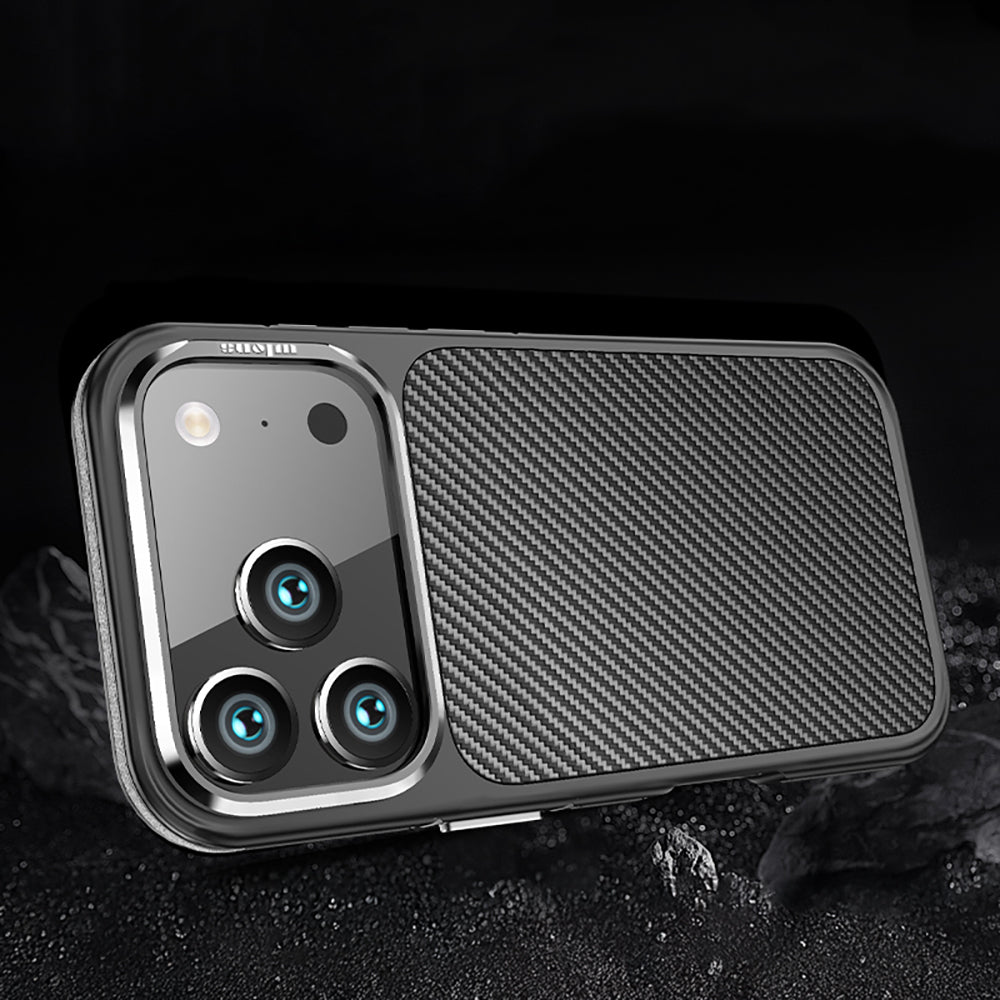 Apple iPhone 17 Pro Max Kılıf Mat Transparan Karbon Fiber Görünümlü Wlons Marin Kapak Siyah