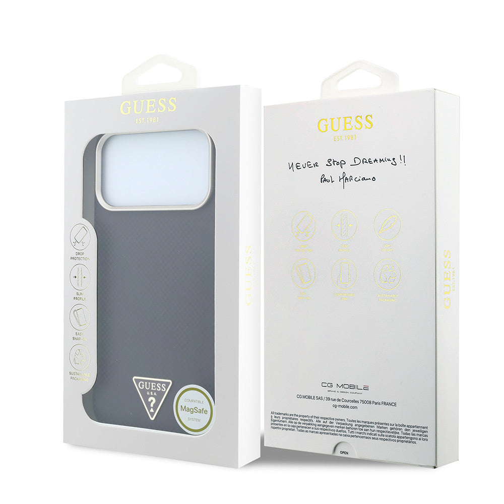 Apple iPhone 18 Pro Kılıf Guess Orjinal Lisanslı M-safe Şarj Özellikli PU Metal Üçgen Logolu Karbon Fiber Kevlar Kapak Bordo