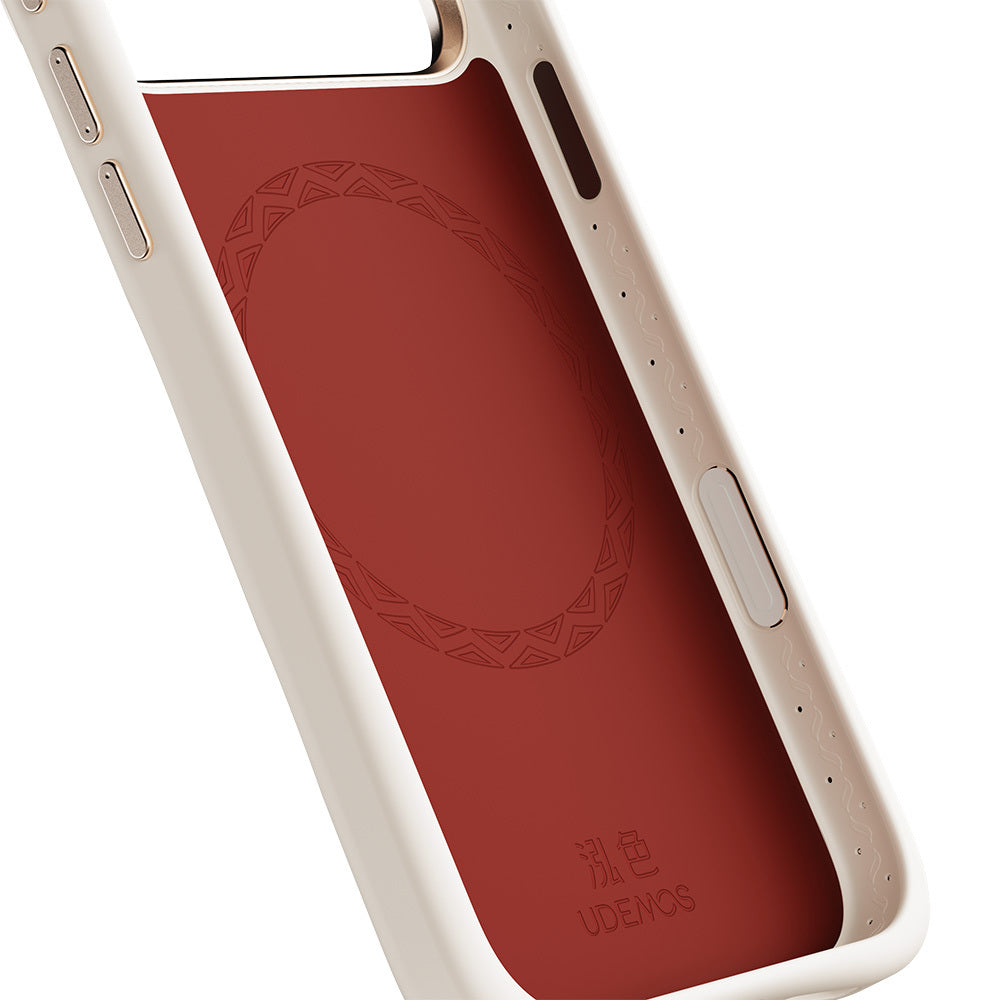 Apple iPhone 18 Pro Kılıf M-Safe Şarj Özellikli Çizgili Logolu Udemos Freedom Serisi Kapak Beyaz