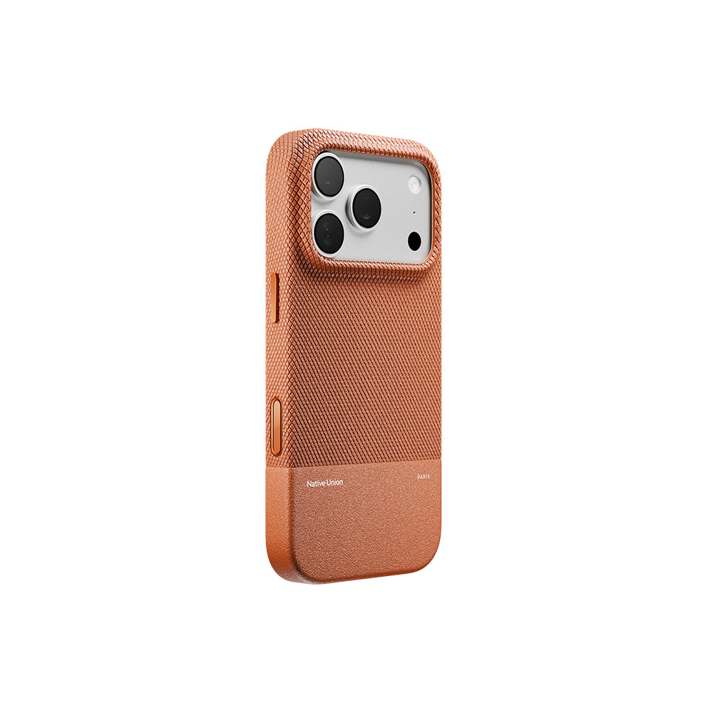 Apple iPhone 18 Pro Kılıf M-safe Şarj Özellikli Deri Dokulu Native Union RE Classic Serisi Kapak Kahverengi