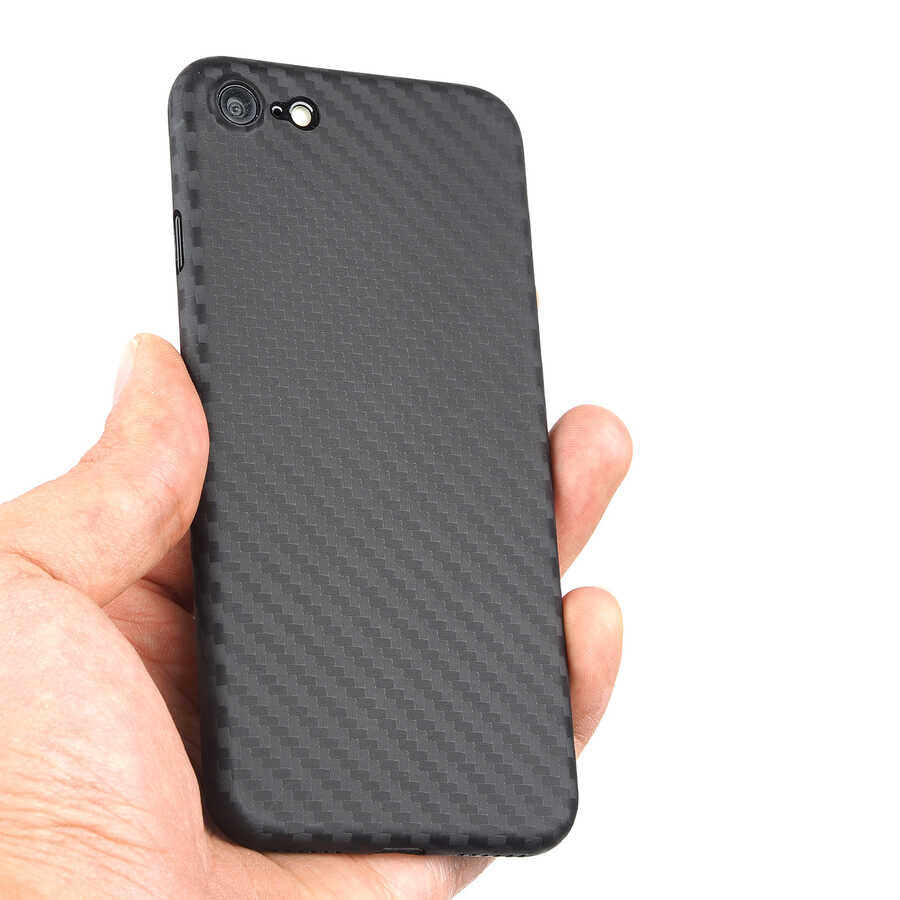 iPhone SE 2022 Kılıf Wiwu Skin Carbon PP Kılıf Siyah