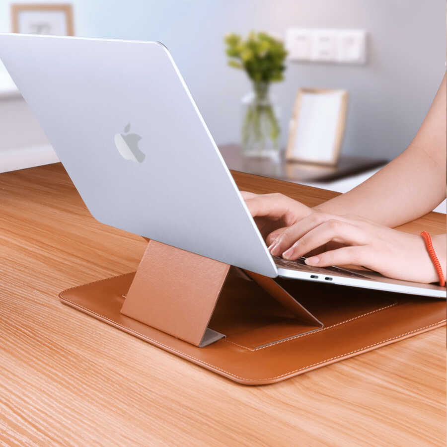 Macbook 14.2' 2021 Wiwu Macbook Skin Pro Portable Stand Kılıf Kahverengi