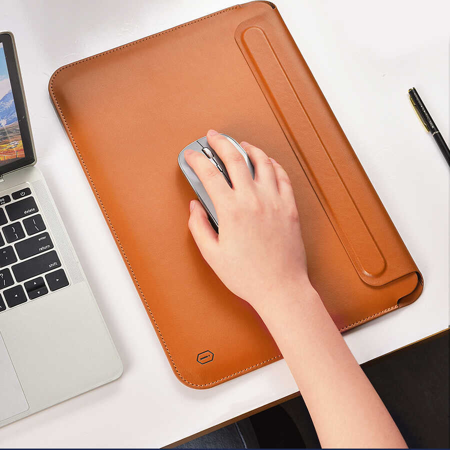 Macbook 14.2' 2021 Wiwu Macbook Skin Pro Portable Stand Kılıf Kahverengi