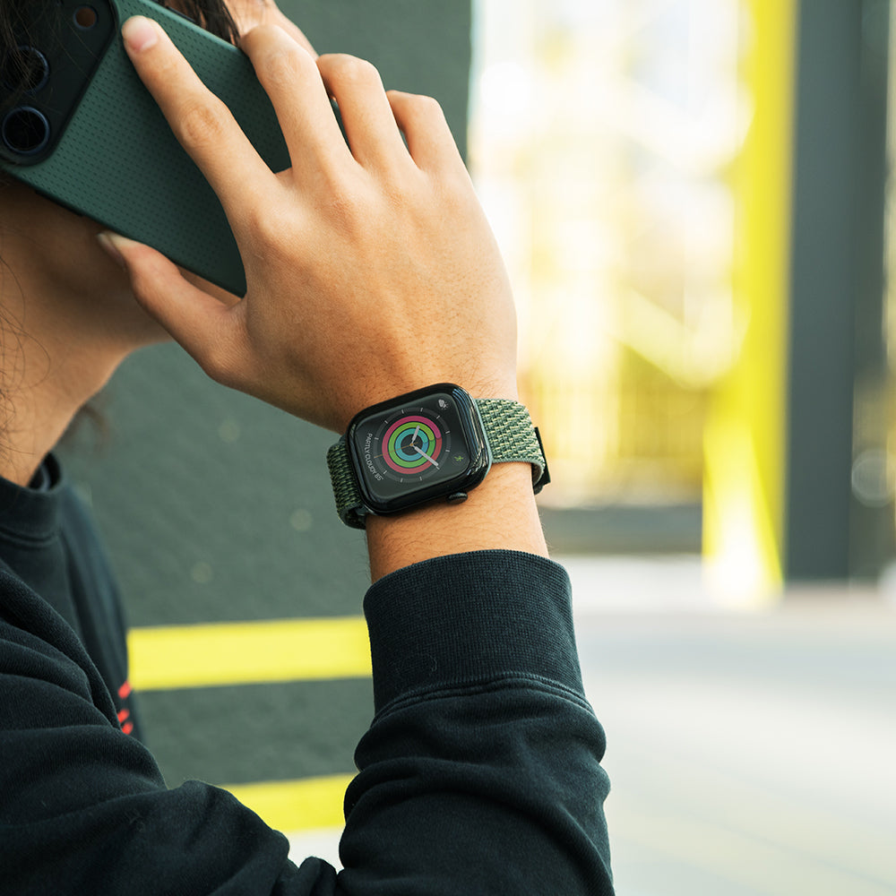 Apple Watch 10 42mm Native Union Active Watch Loop Serisi Hasır Kordon Koyu Yeşil
