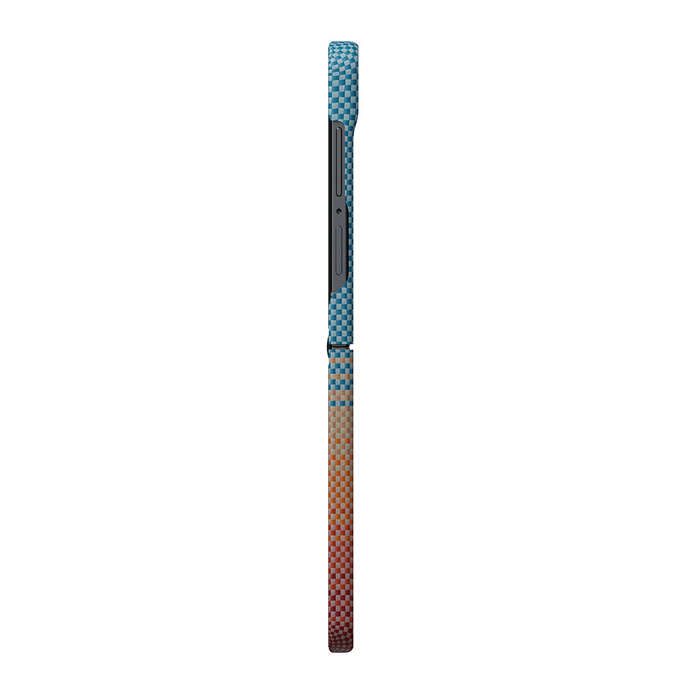 Galaxy Z Flip 8 Kılıf M-safe Şarj Özellikli Aramid Karbon Fiber Pitaka Sunset 2.0 California Dream Serisi Kapak Mavi-Kahverengi