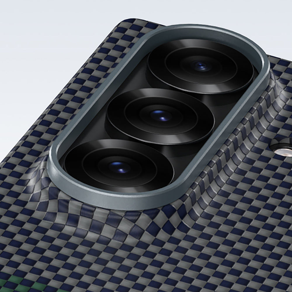 Galaxy Z Fold 7 Kılıf M-safe Şarj Özellikli Karbon Fiber Tasarımlı Benks Aurora ArmorAir Kevlar Kapak Yeşil