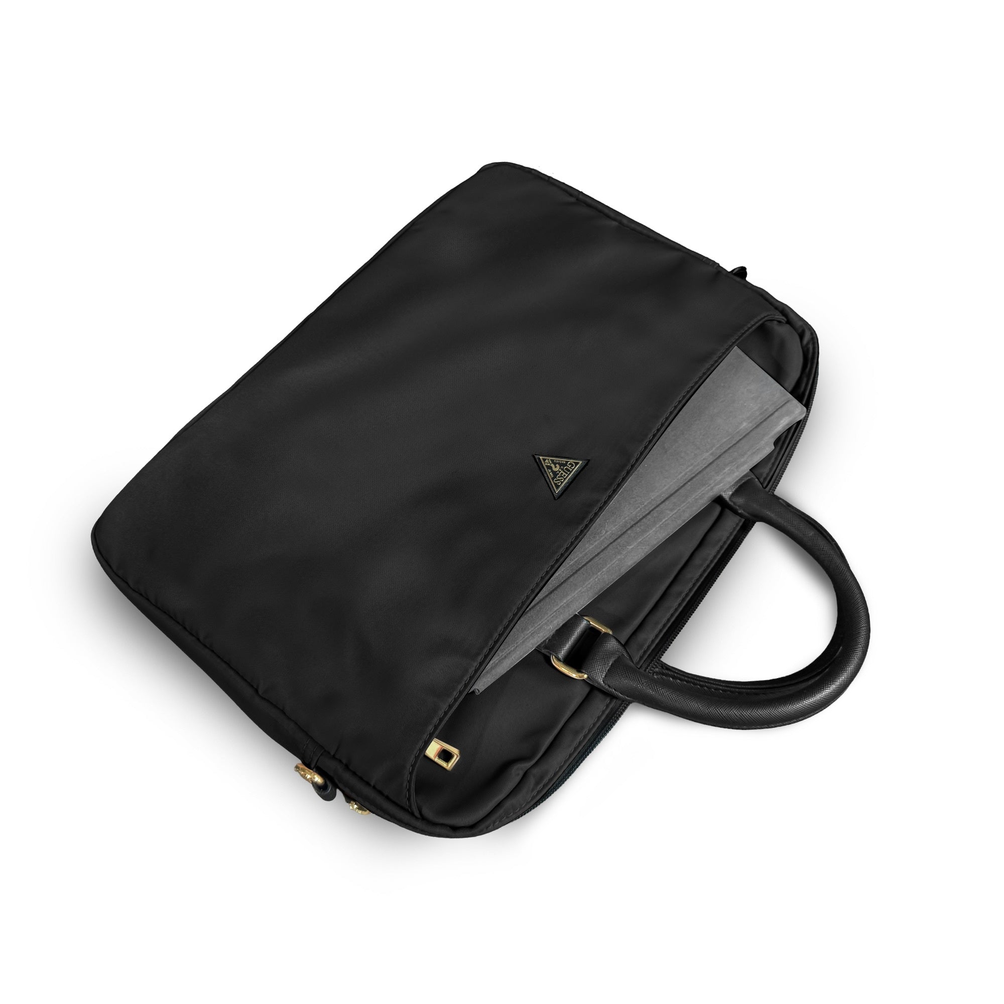 Guess Orjinal Lisanslı Naylon Kumaş Metal Üçgen Logolu Omuz Askılı 15-16 inç Laptop Çantası Siyah