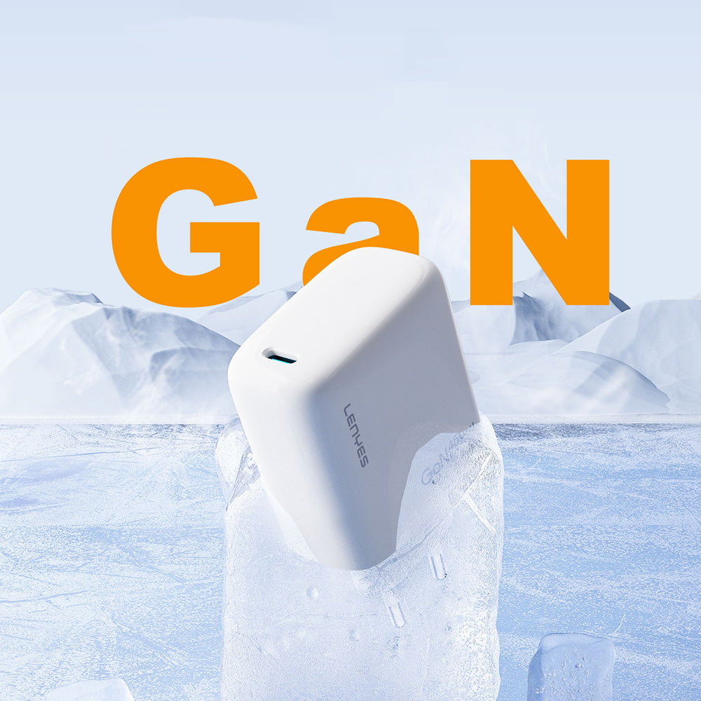 Lenyes LCH93 Type-C ve USB GaN Teknolojili PD Hızlı Şarj Özellikli Şarj Başlığı 30W Beyaz