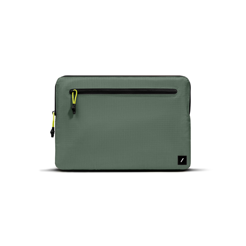 Native Uninon Ultralight Sleeve Serisi Su Geçirmez Ripstop Kumaş 15 inç Macbook Çantası Yeşil