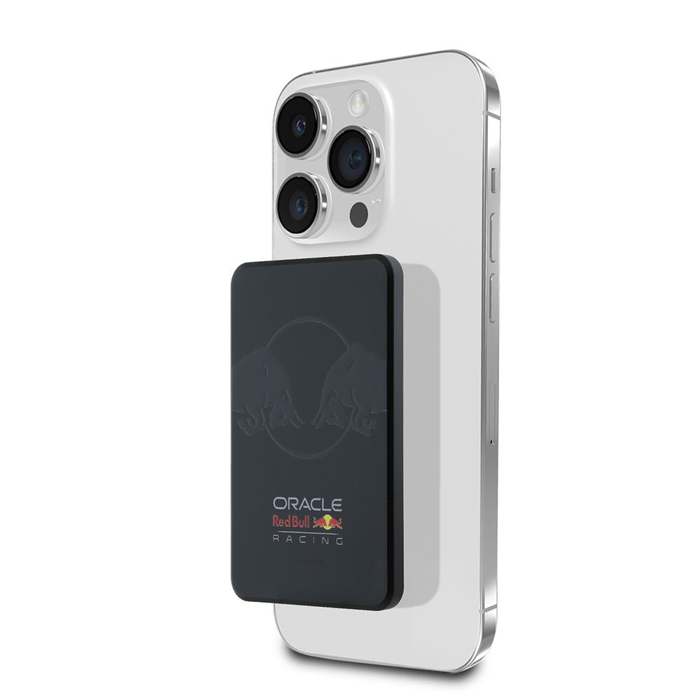 Redbull Orijinal Lisanslı M-safe Şarj Özellikli Dijital LED Göstergeli Çift Boğa Baskılı Powerbank 5000mAh 15W Siyah