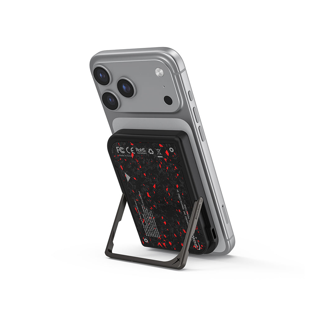 Skinarma Vektor Kablosuz ve PD Hızlı Şarj Özellikli Metal Standlı Taşınabilir Powerbank 15W 5000mAh Siyah-Kırmızı